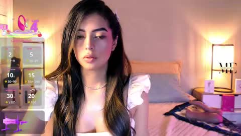 Eliza online show from September 15, 5:09 pm