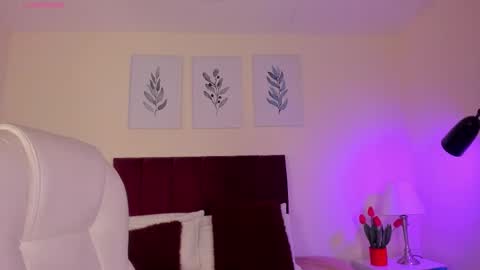 Amanda Reyes online show from March 9, 12:41 pm