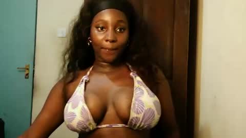 miss_boobieliscious1 online show from March 1, 8:30 pm