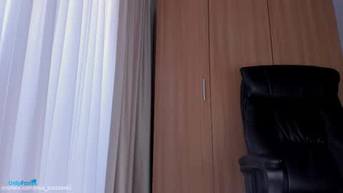 Ivy online show from October 30, 11:00 am