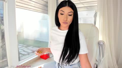 miss_diamond__ online show from March 4, 7:08 am