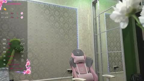 miss_divora online show from October 12, 2:52 pm