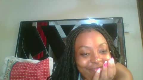 miss_dree online show from December 6, 8:28 pm