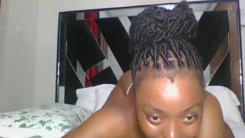 miss_dree online show from December 4, 7:23 pm