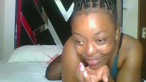 miss_dree online show from December 4, 6:33 am