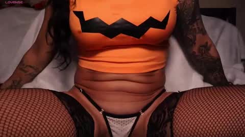 jae online show from October 31, 2:43 pm