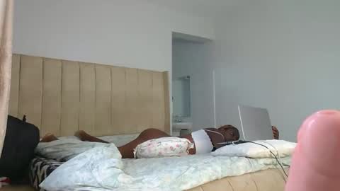 kisha online show from January 10, 11:15 am