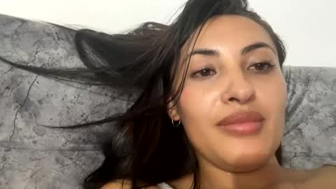 intagram miss selene59 online show from February 1, 11:27 pm