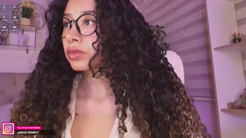 Amy Olivera online show from December 1, 12:52 pm