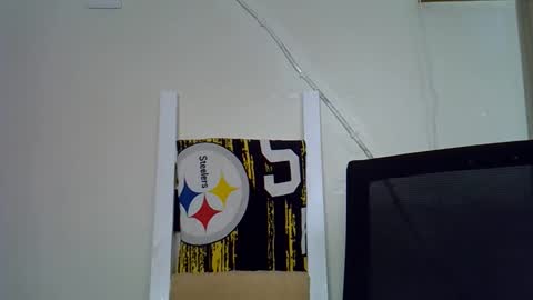 Miss  online show from November 8, 8:08 am