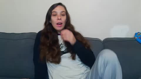 Bella online show from September 19, 2:27 pm