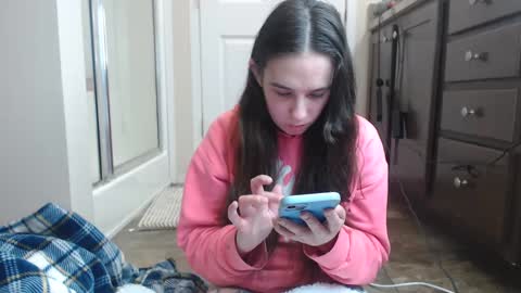 Bella online show from January 4, 2:14 am