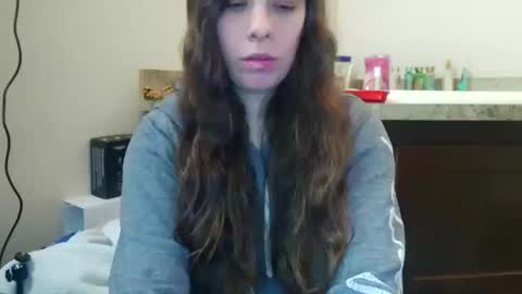 Bella online show from October 10, 3:17 pm