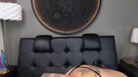 Vaiolette online show from April 22, 11:07 am