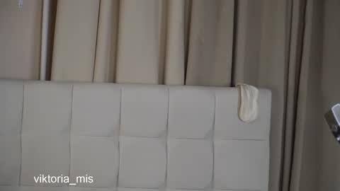 Miss Victoria online show from January 17, 3:32 pm