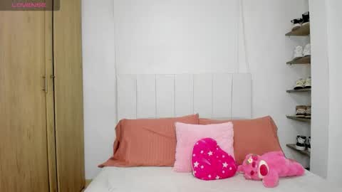 missangeldust online show from November 14, 12:10 am