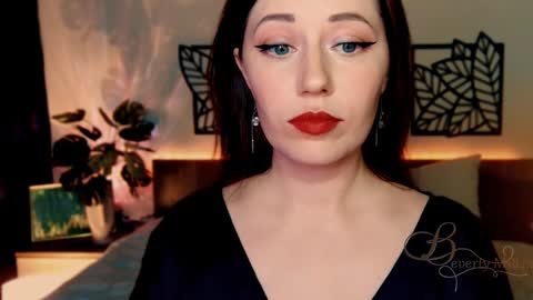 The divine Beverly online show from December 13, 5:54 pm