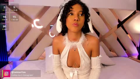 Sara Vanegas online show from March 24, 12:10 pm