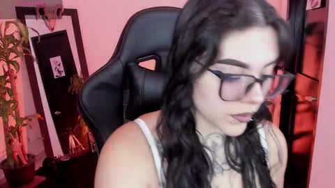 Missy Charlottte.  Hey remember to give me a thumbs up ty online show from March 17, 3:54 am