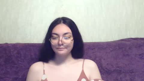 missis mona online show from June 10, 3:17 am