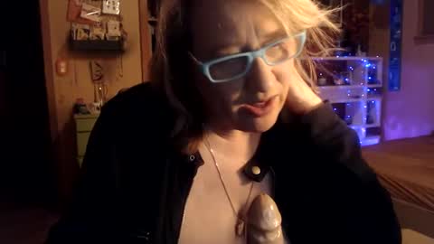 MissKittyFox online show from February 5, 5:20 am