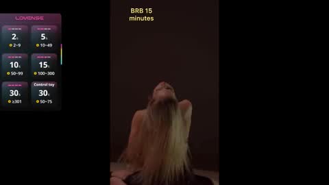 misskristel online show from September 29, 5:45 am