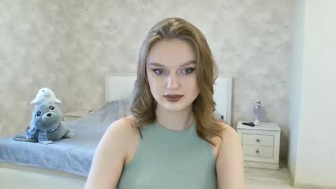 OneGoddess online show from February 5, 1:44 pm
