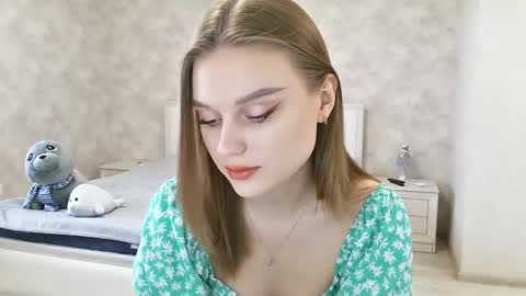 OneGoddess online show from February 7, 10:08 am