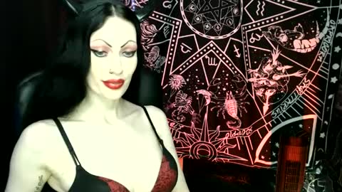MissMoonDoll online show from October 1, 3:55 am