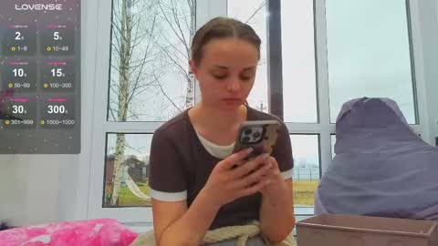 . online show from April 15, 11:11 am