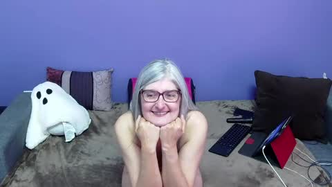 Miss Spooky Silverstacker online show from May 16, 12:35 am
