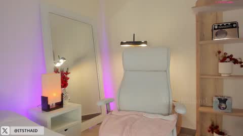 Fernanda Davila online show from March 6, 11:31 pm