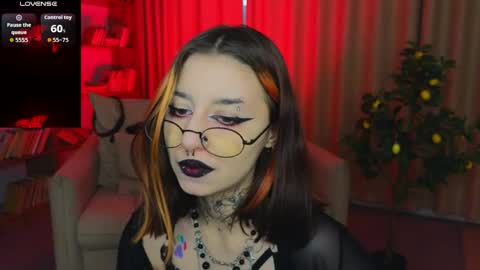 Marcelline online show from May 5, 1:52 am