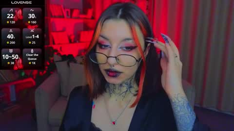 Marcelline online show from March 28, 10:26 am