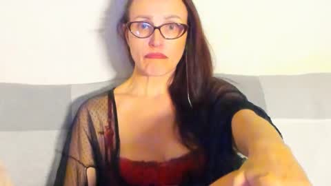 Victoria Eden online show from March 8, 8:13 pm