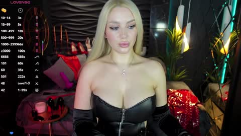 Darsy online show from January 21, 2:05 pm