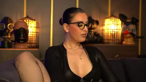 Mistress Kelly online show from April 19, 8:44 pm