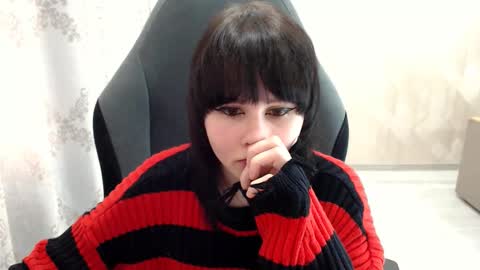 misty_dark online show from October 9, 10:30 am