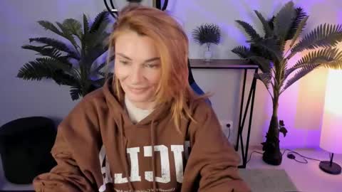 MistyBarnes NONUDE MODEL online show from December 23, 8:44 am