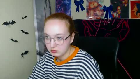 Aria online show from April 21, 6:42 am