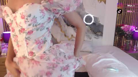 Mtica Brennet online show from March 23, 4:07 am