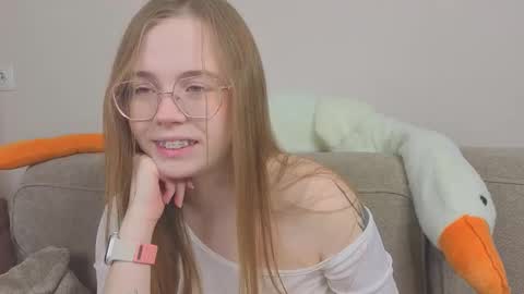 Miya online show from January 17, 1:46 am