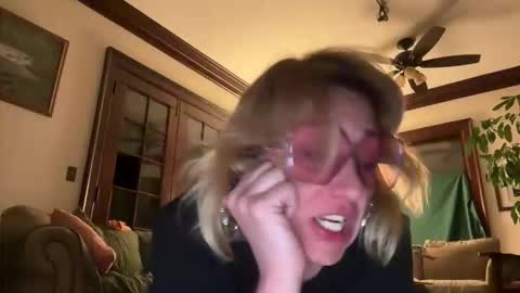 Mizz Storm online show from March 8, 6:50 am