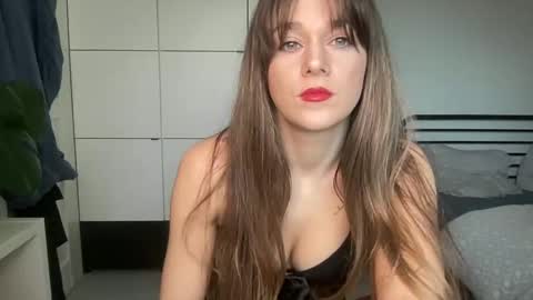 mmminnie online show from January 28, 12:54 pm