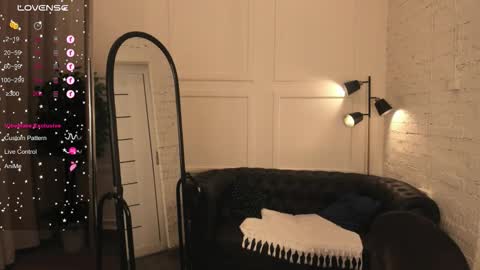 hey meet with me online show from October 5, 3:00 am