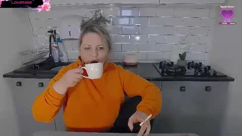 erika online show from January 12, 10:53 am