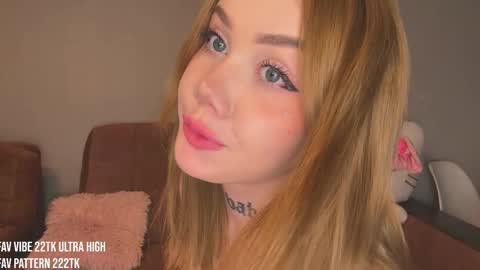 Molly dose online show from October 18, 5:04 pm