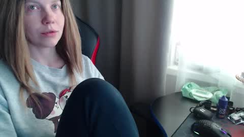 I have new photos come and see with love Molly online show from September 23, 9:51 am