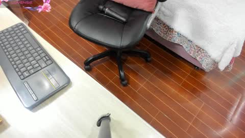 Molly  online show from January 29, 11:30 am