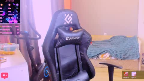  KIRA  online show from April 2, 1:58 am